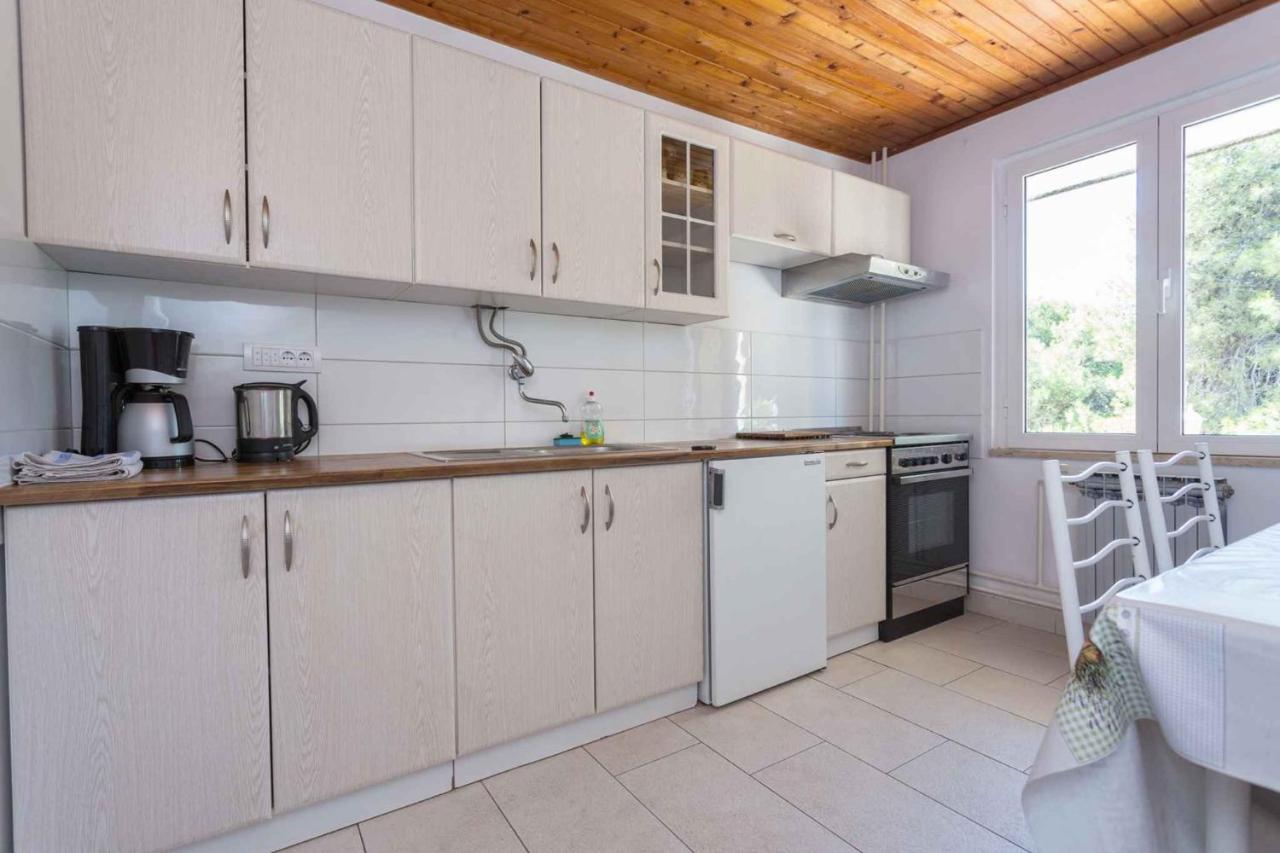 Mali Losinj Apartment 8 Bagian luar foto